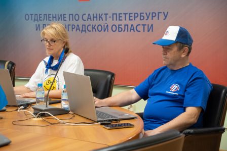 Команда активистов из Санкт-Петербурга приняла участие в XIII Всероссийском чемпионате по компьютерному многоборью

